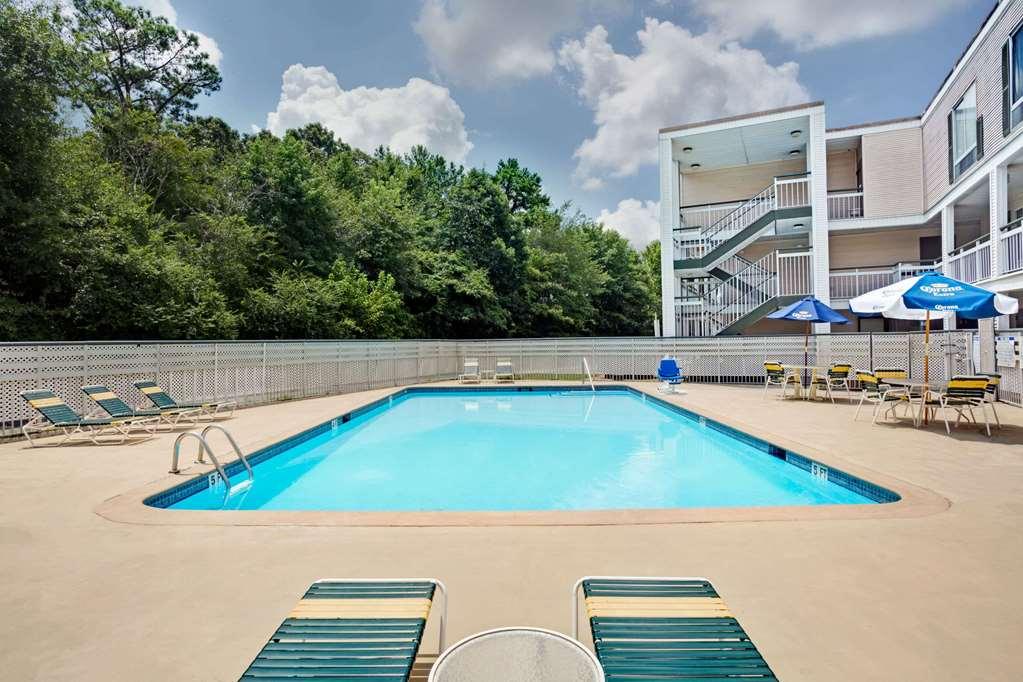 فندق Baymont By Wyndham College Park Atlanta Airport South المظهر الخارجي الصورة