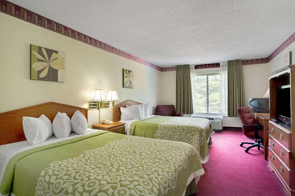 فندق Baymont By Wyndham College Park Atlanta Airport South المظهر الخارجي الصورة